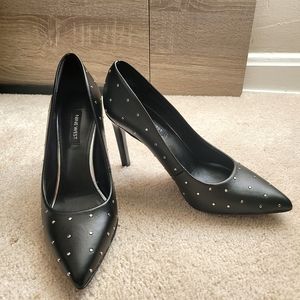 Nine West pump black size 7